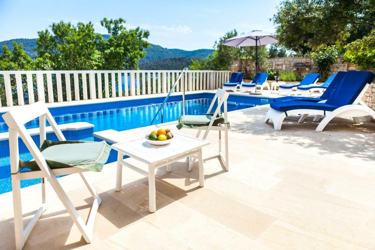 Villa Matic ヴェラ・ルカ エクステリア 写真