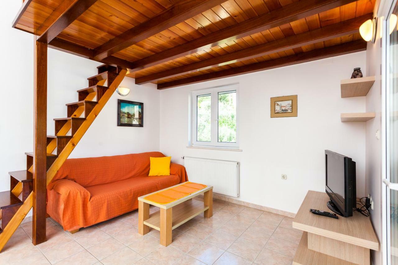 Villa Matic ヴェラ・ルカ エクステリア 写真