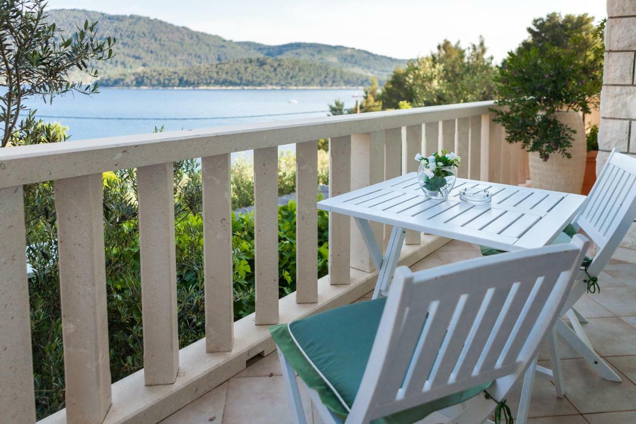 Villa Matic ヴェラ・ルカ エクステリア 写真