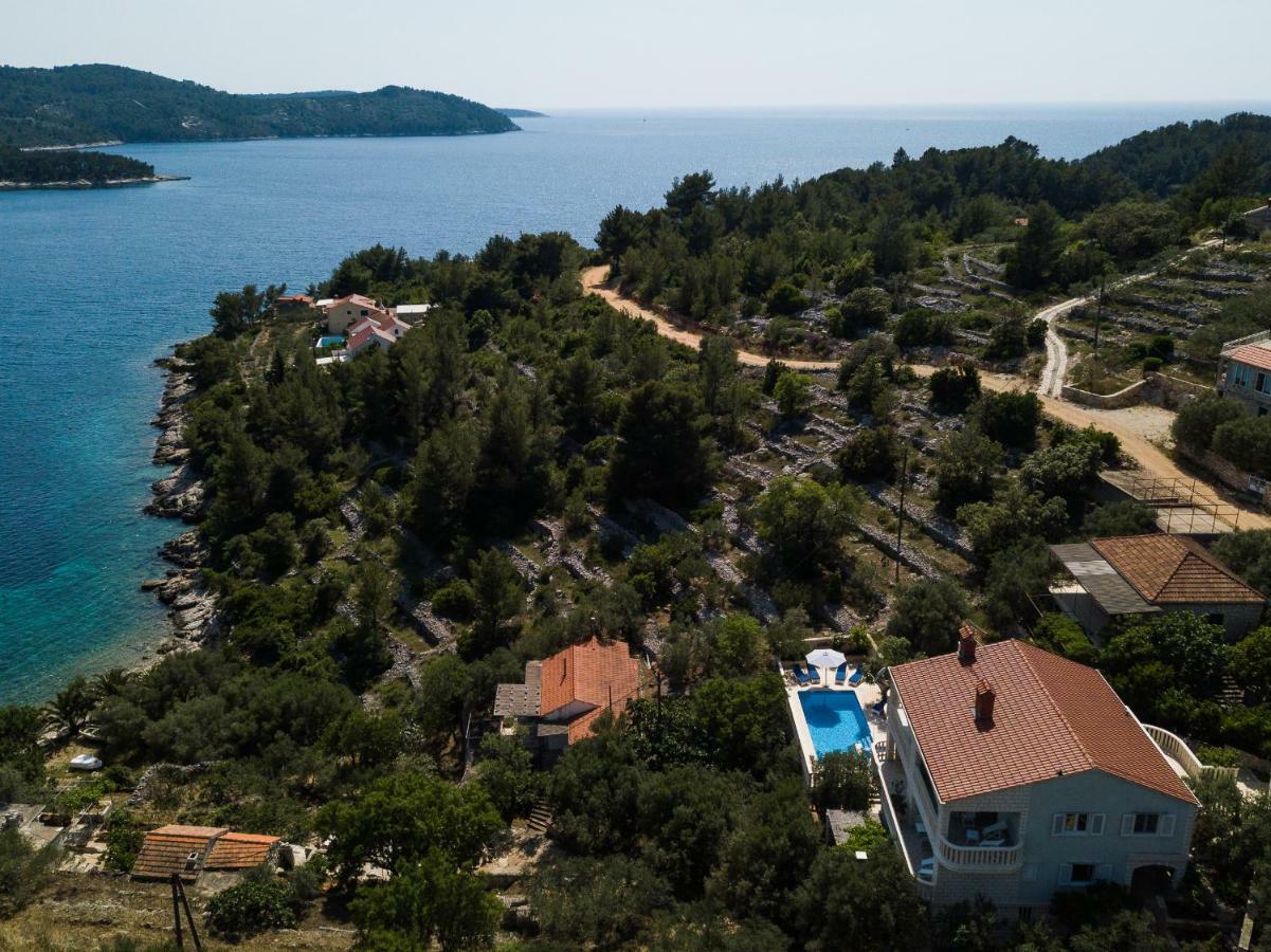 Villa Matic ヴェラ・ルカ エクステリア 写真