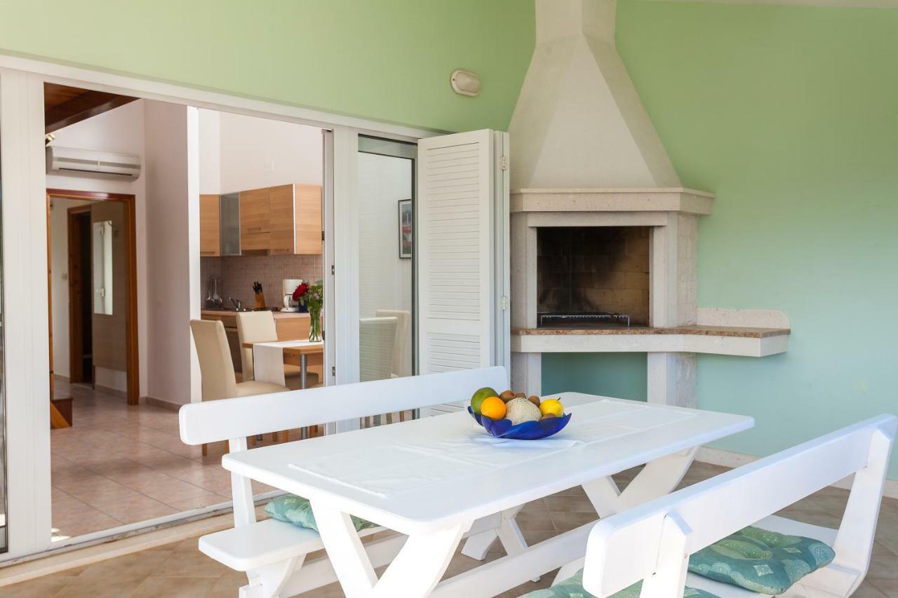 Villa Matic ヴェラ・ルカ エクステリア 写真